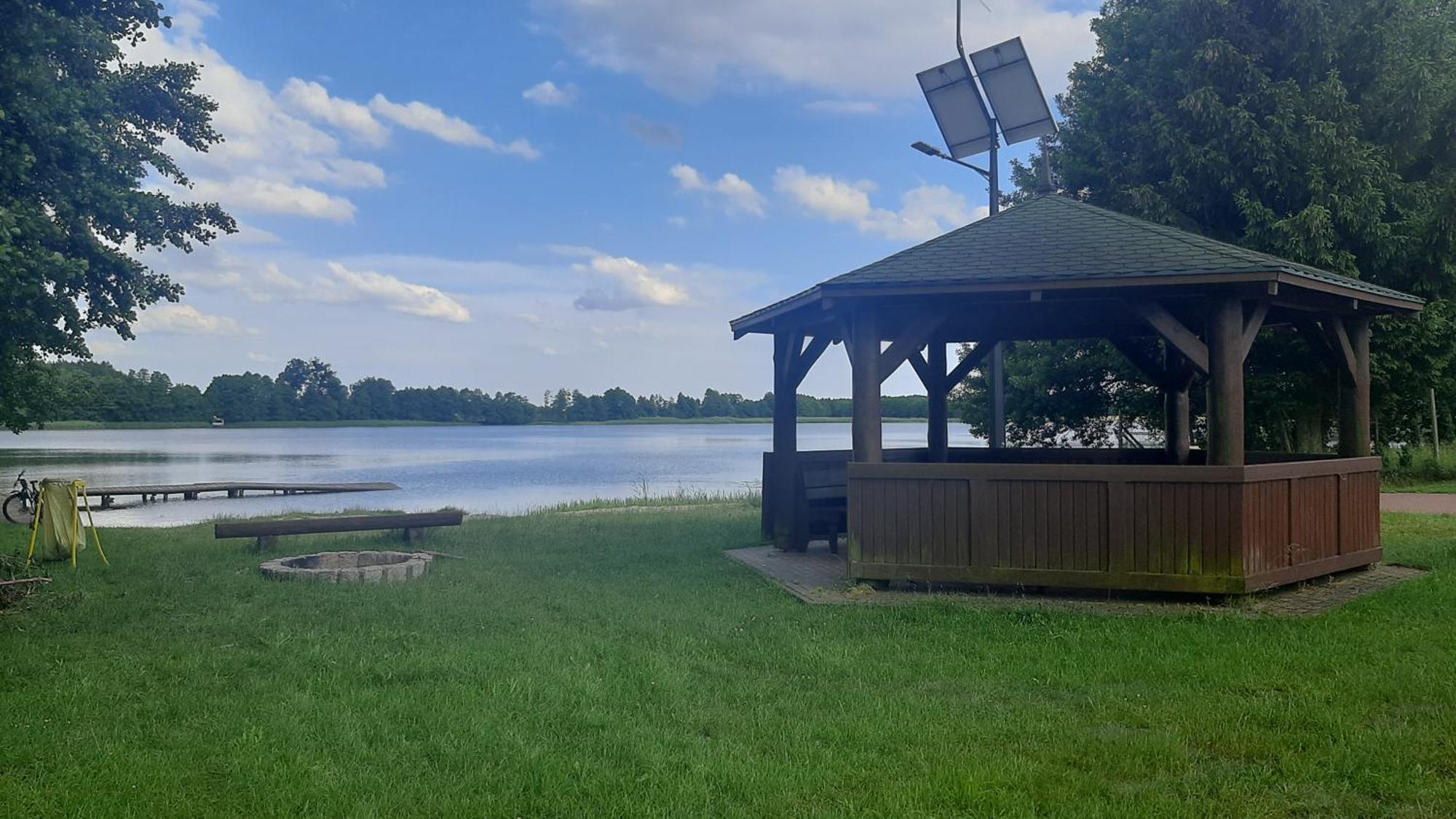 Domek Nad Stawem Bory Tucholskie Swiekatowo エクステリア 写真
